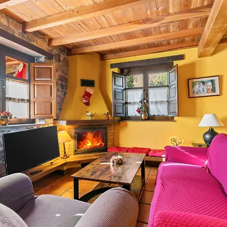 Valle De Bueida La Vega Landhaus *