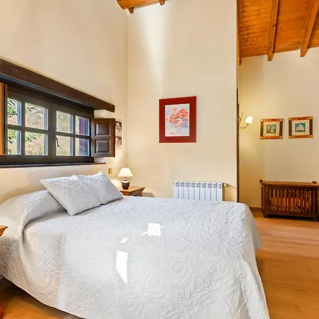 Valle De Bueida La Vega Rodiles